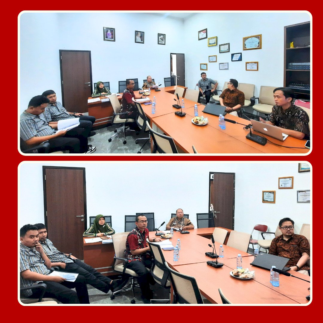 Sosialisasi Applikasi OTEWE (INFO TERKINI PROSES IZIN VIA WHAT S APP) dari CV. TSABAT bersama OPD teknis terkait.